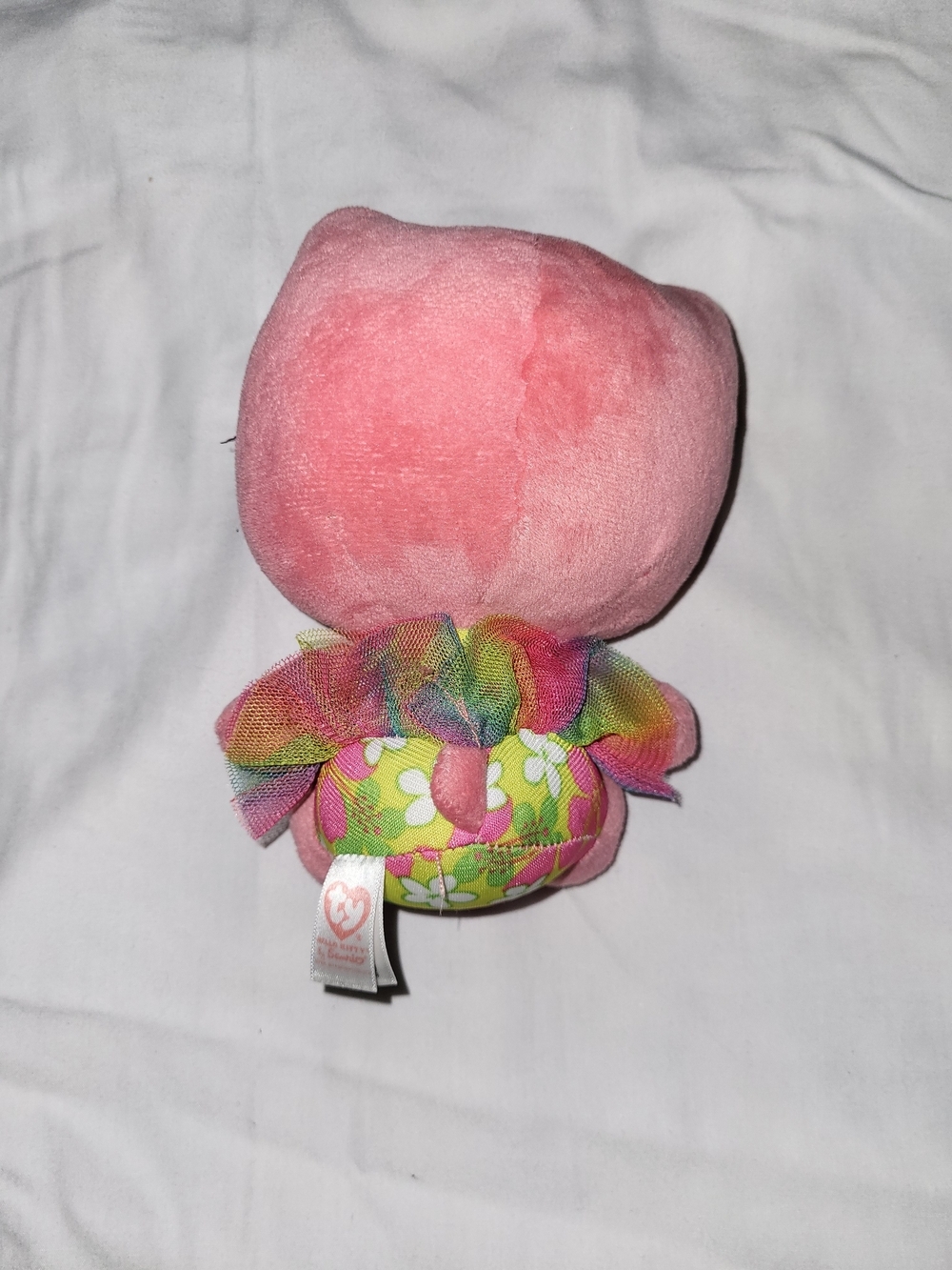 Small Hello Kitty Plush - Picture 2 of 2